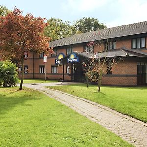 Days Inn Warwick Northbound M40 Exterior photo