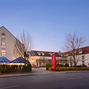 Hotel Ramada By Wyndham Munchen Airport à Schwaig bei Nürnberg Exterior photo