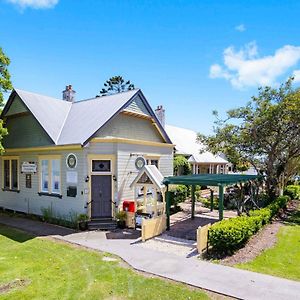 The Old Bank Gladstone Licensed Restaurant&Boutique Accommodation Hat Head Exterior photo