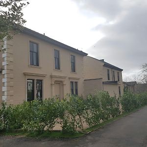 Hotel Crosshill House à Glasgow Exterior photo