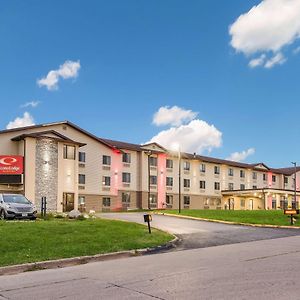 Econo Lodge Inn&Suites Des Moines - Merle Hay Rd Exterior photo