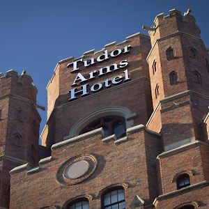 The Tudor Arms Hotel Cleveland - A Doubletree By Hilton Exterior photo