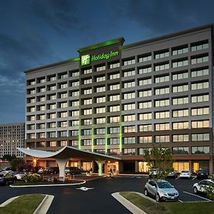 Holiday Inn Alexandria At Carlyle By Ihg Exterior photo