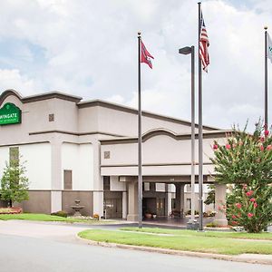 Hotel Wingate By Wyndham North Little Rock Exterior photo