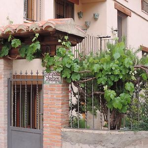 Apartamentos Turisticos El Refugio Mora de Rubielos Exterior photo