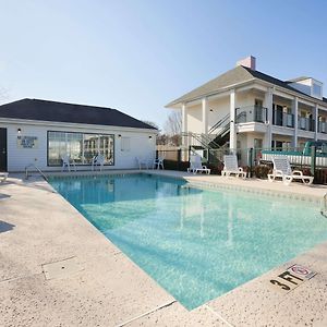 Hotel Baymont By Wyndham Gaffney Exterior photo