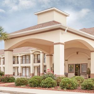 Motel Howard Johnson By Wyndham Lafayette Exterior photo