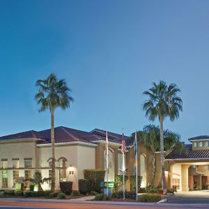 Hotel La Quinta By Wyndham Los Banos Exterior photo