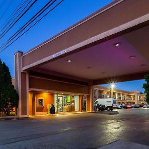 Best Western Thunderbird Motel Cookeville Exterior photo