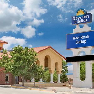 Days Inn & Suites By Wyndham Red Rock-Gallup Exterior photo