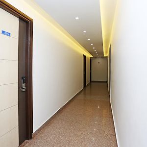 Capital O 6772 Hotel Mukund Ghaziabad Exterior photo