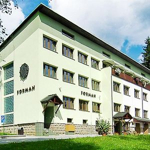 Hotel Penzion Forman à Rožnov pod Radhoštěm Exterior photo