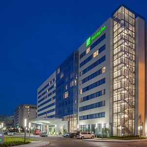 Holiday Inn Cleveland Clinic By Ihg Exterior photo