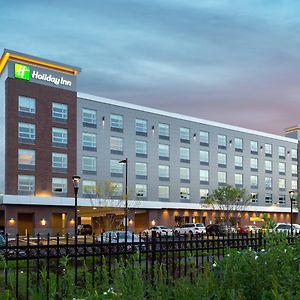 Holiday Inn Boston Logan Airport - Chelsea By Ihg Exterior photo