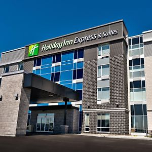 Holiday Inn Express&Suites - Trois Rivieres Ouest, an IHG Hotel Exterior photo