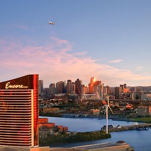 Hotel Encore Boston Harbor à Everett Exterior photo