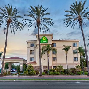 Hotel La Quinta By Wyndham Ne Long Beach/Cypress à Hawaiian Gardens Exterior photo