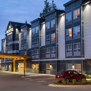 Microtel Inn & Suites By Wyndham Oyster Bay Ladysmith Exterior photo