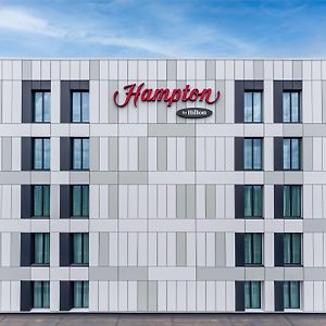 Hotel Hampton By Hilton High Wycombe Exterior photo