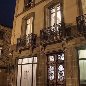 Bed and Breakfast La Maison d'Adelaïde à Saint-Flour  Exterior photo