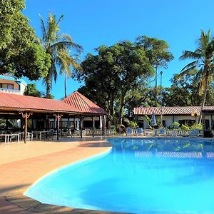 Victory Hotel & Restaurant Tulear Toliara Exterior photo