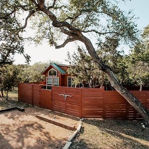 Villa The Longhorn Cabin - Cabins At Rim Rock à Austin Exterior photo