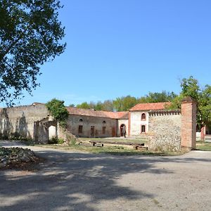 Bed and breakfast La métairie du château le Vignau Exterior photo