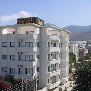 Kaan Hotel & Apartment Kyrenia  Exterior photo