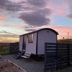 Villa Shepherds Hut à Lonmore Exterior photo