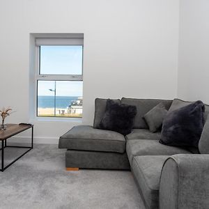 Sea Views Modern Two Bedroom Apartment Lowestoft Exterior photo