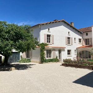 Bed and Breakfast No12 à Mansle-les-Fontaines Exterior photo