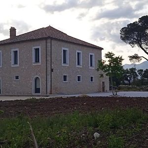 Bed and Breakfast Tenuta Mea à Teggiano Exterior photo