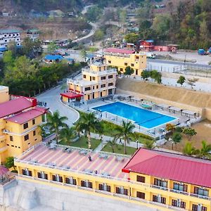 Ashoka Resort Pvt. Ltd Chitwan Exterior photo