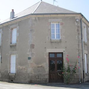 Bed and Breakfast La Maison De Nicole à Ladapeyre Exterior photo