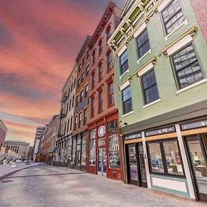 Spacious 1 Bed 1 Bath Downtown Otr Condo Minutes Walk To The Reds Bengals Stadium & More! Cincinnati Exterior photo