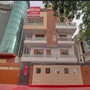 Hotel Parth Residency Ghaziabad Exterior photo