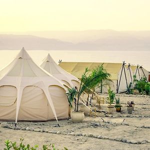 Hotel Tranquilo - Dead Sea Glamping à Metzoke Dragot Exterior photo