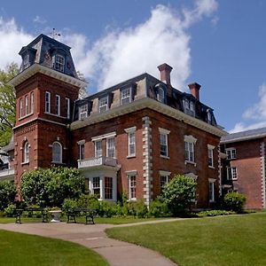 Hotel Oneida Community Mansion House Exterior photo