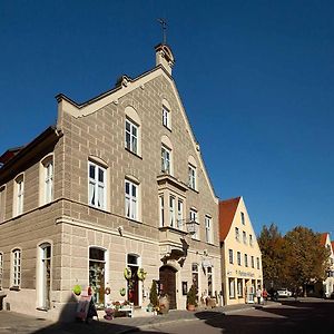 Hotel Weinstube Sinas Brettl à Nördlingen Exterior photo