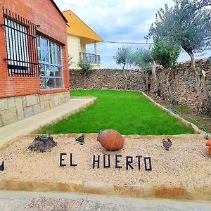 Villa Casa Rural El Huerto Con Jardin à Lumbrales Exterior photo