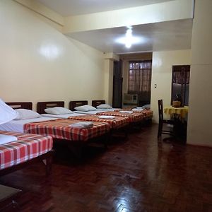 Bed and Breakfast Rf Aniceto Mansion à Vigan Exterior photo