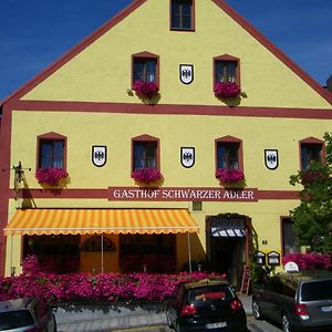 Hotel Gasthof Schwarzer Adler à Nabburg Exterior photo