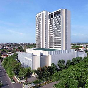 Hotel Grand Mercure Solo Baru Exterior photo