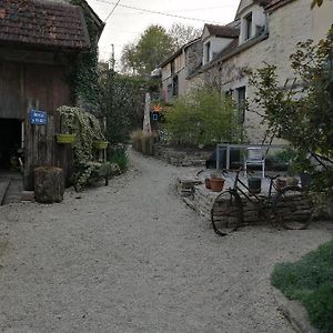 Gîte des remparts Bèze Exterior photo