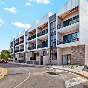 Appartement Jewel On Jubilee - New 1 Bed Apt With Parking à Port Adelaide Exterior photo