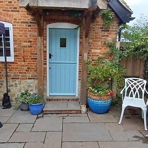 Villa The Annexe With Hot Tub à Maidstone Exterior photo