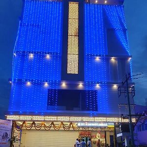 Hotel Sri Aswin Grand à Nāmakkal Exterior photo