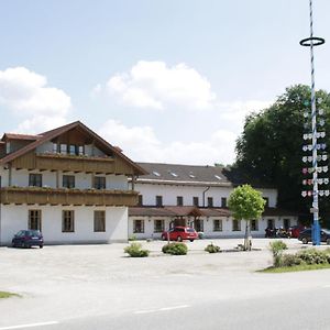 Hotel Landgasthof Pauliwirt à Erharting Exterior photo