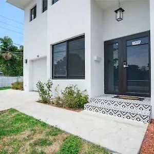 New Townhome Near Wilton/Las Olas/Beach Fort Lauderdale Exterior photo