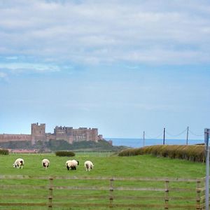 Dryden Cottage Bamburgh Exterior photo